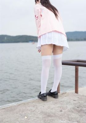 冰柜里的小人国